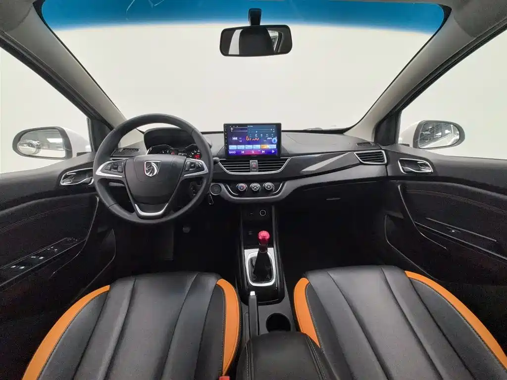 Baojun 310 2016 1.2L manual luxury model купить на сайте DeffCars