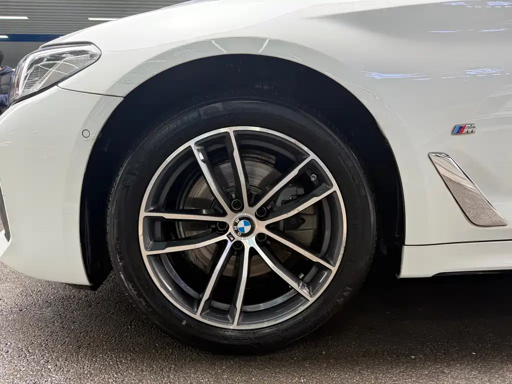 BMW 5 Series 2021 525Li M Sports Package купить на сайте DeffCars