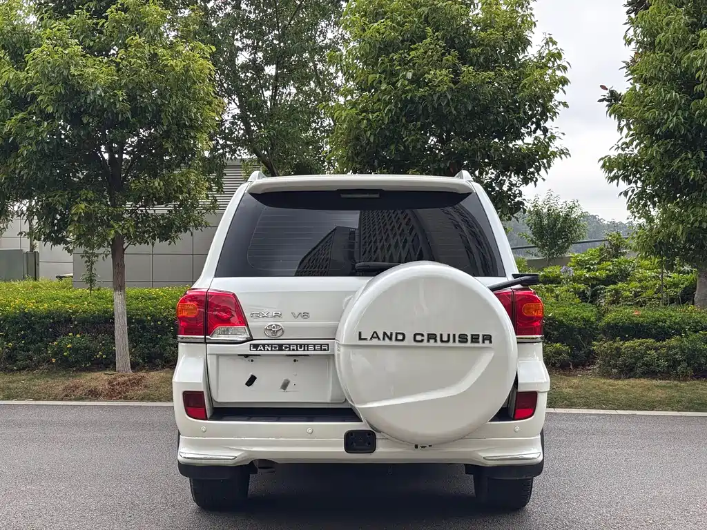 Land Cruiser imported 2015 4.0L V6 Middle East Limited Edition купить на сайте DeffCars