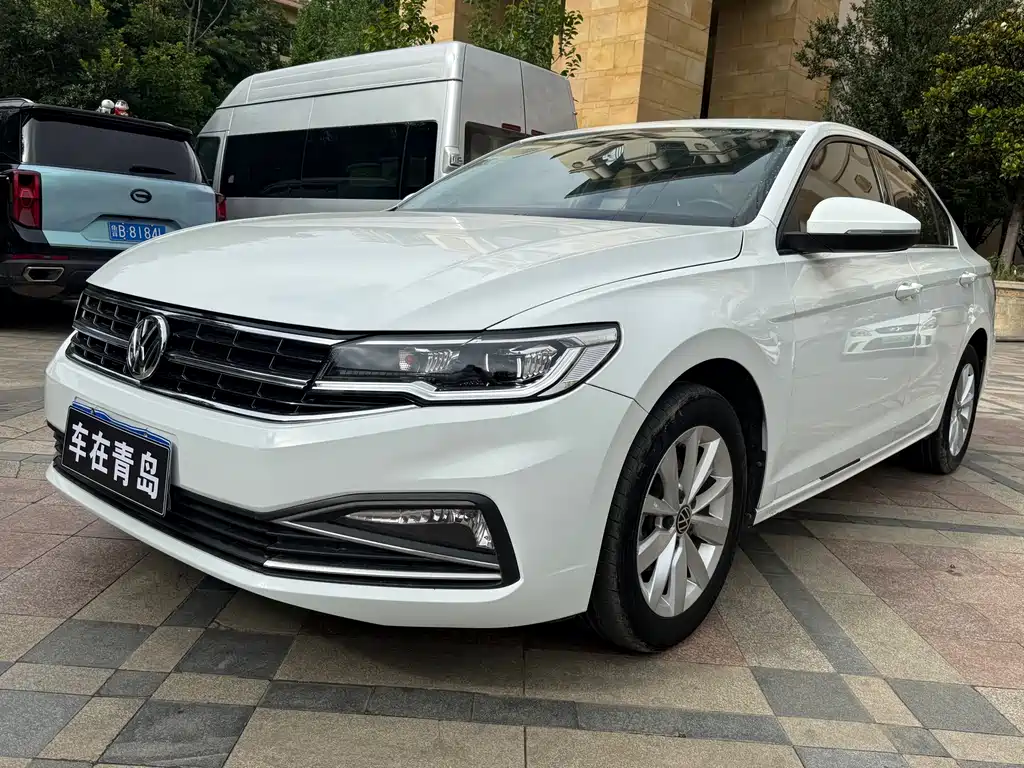 Bora 2021 1.5L automatic fashion smart connected version купить на сайте DeffCars