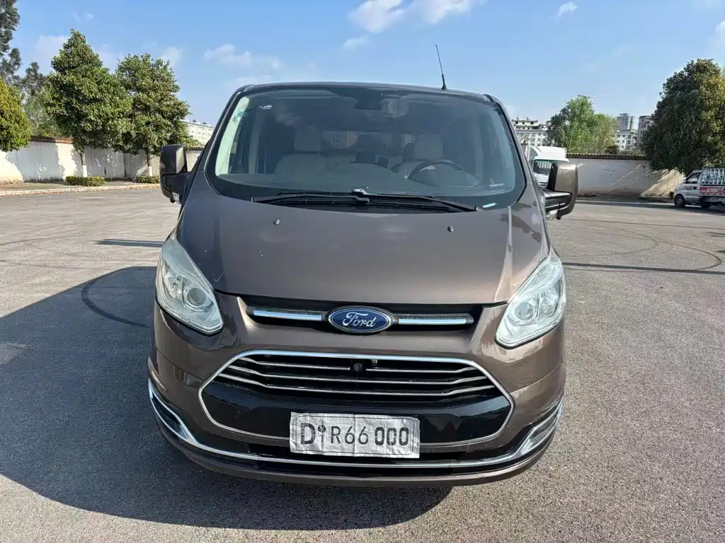 Tourio 2017 2.0T Automatic Elite Edition купить на сайте DeffCars