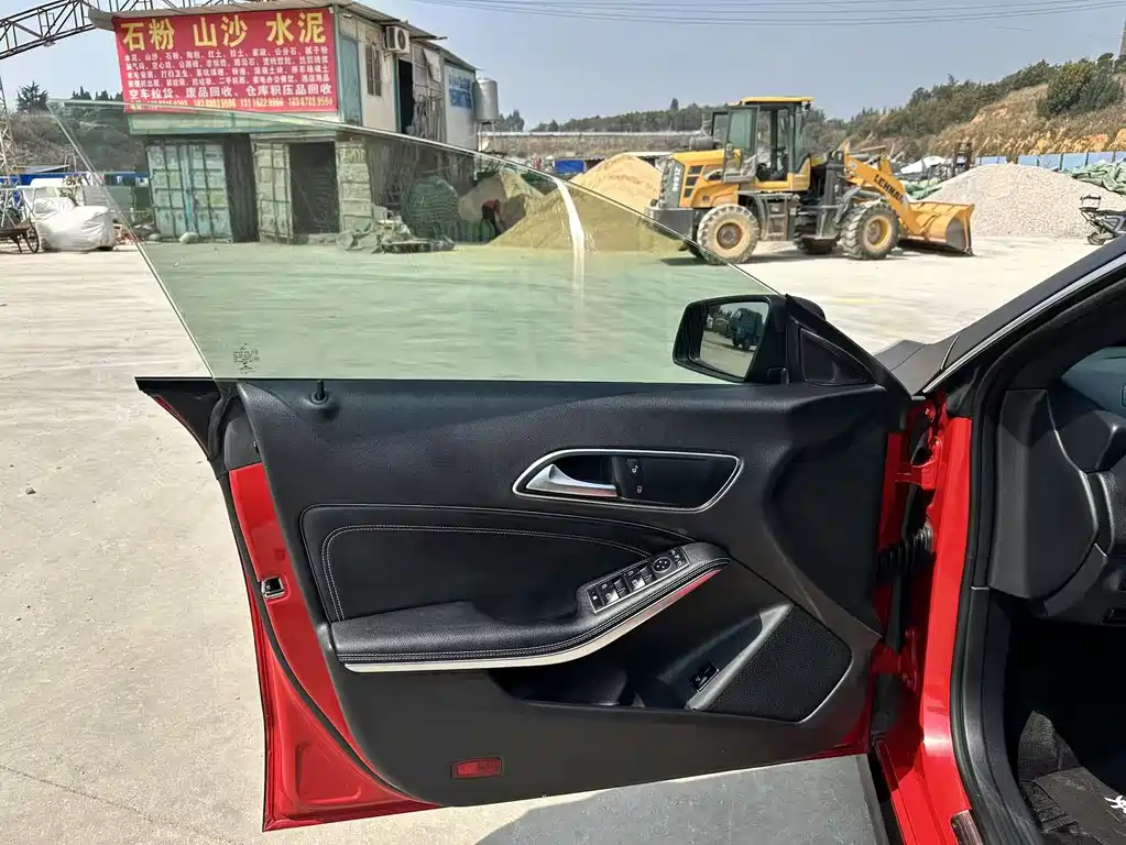 Mercedes-Benz CLA imported 2018 CLA 200 dynamic model купить на сайте DeffCars