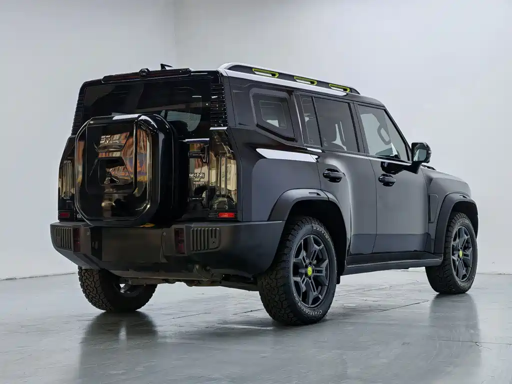 Jietu Traveler 2023 2.0T four-wheel drive crossover PRO купить на сайте DeffCars