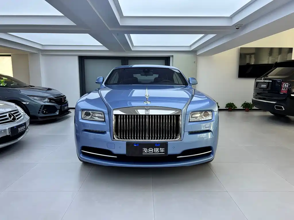 Phantom 2013 6.6T standard model купить на сайте DeffCars