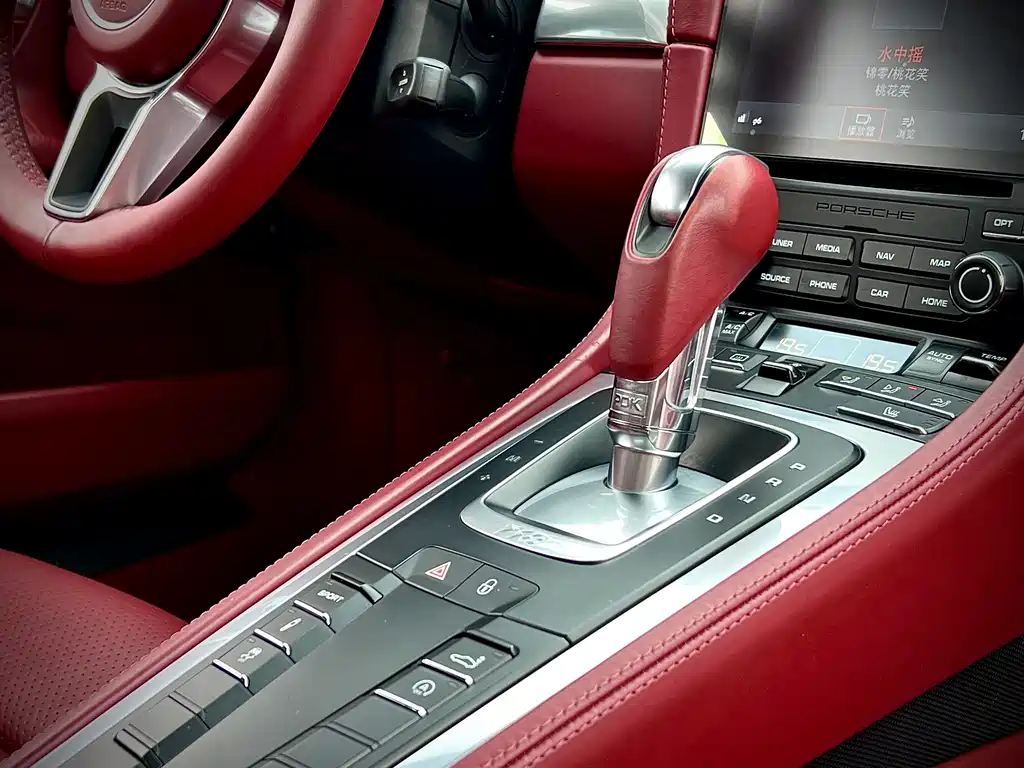 Porsche 718 2018 Cayman 2.0T купить на сайте DeffCars