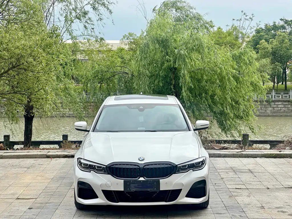 BMW 3 Series 2022 325Li M Sports Package купить на сайте DeffCars