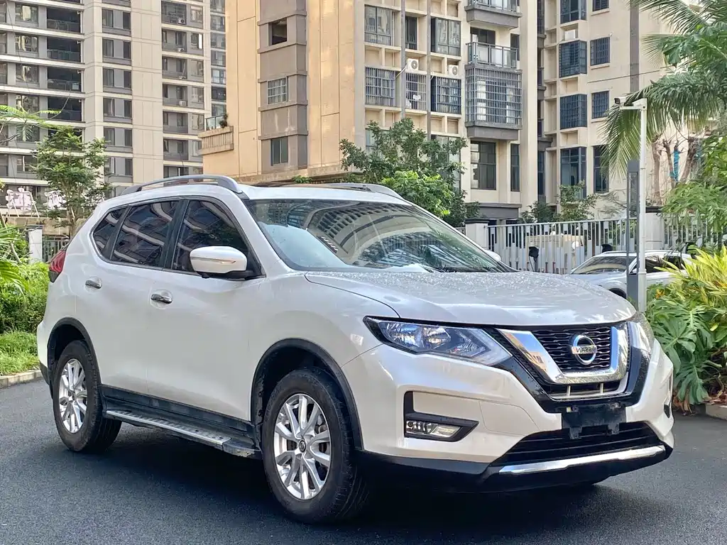 X-Trail 2017 2.0L CVT Comfort Edition 2WD купить на сайте DeffCars