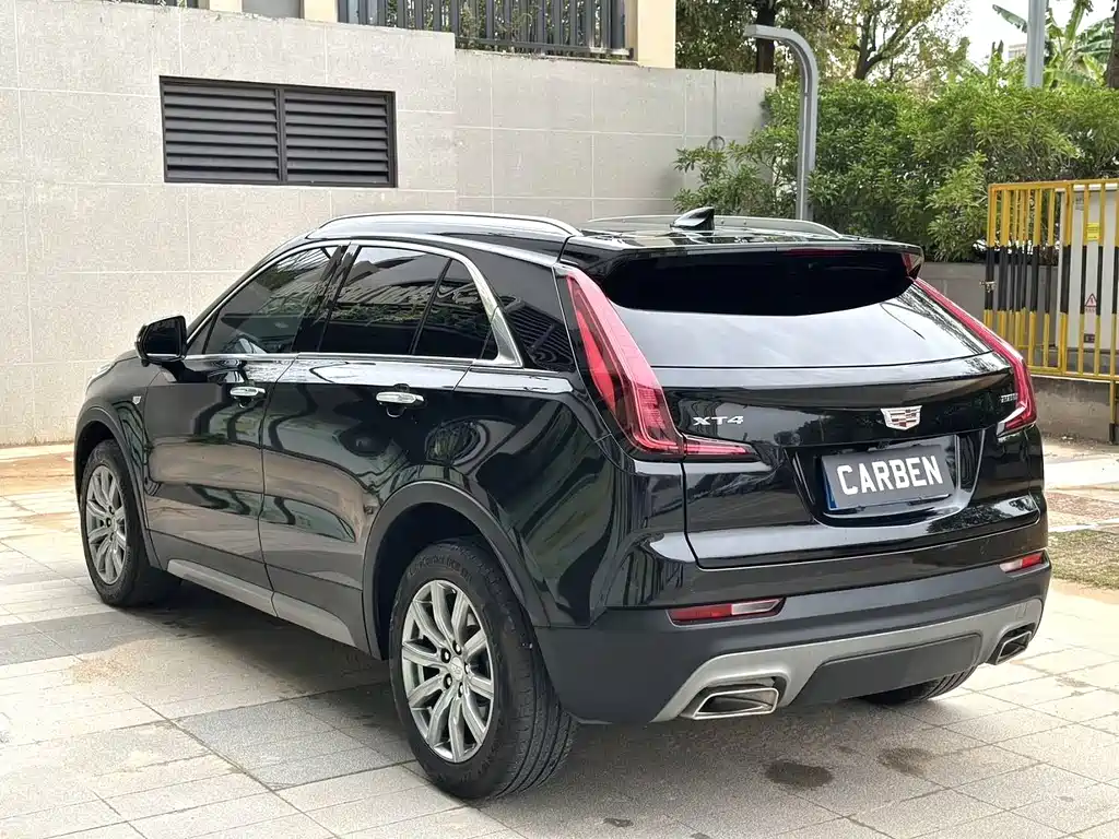 Cadillac XT4 2022 28T two-wheel drive premium model купить на сайте DeffCars