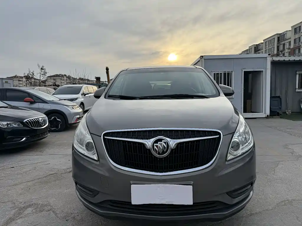 Buick GL8 2017 25S luxury model National V купить на сайте DeffCars