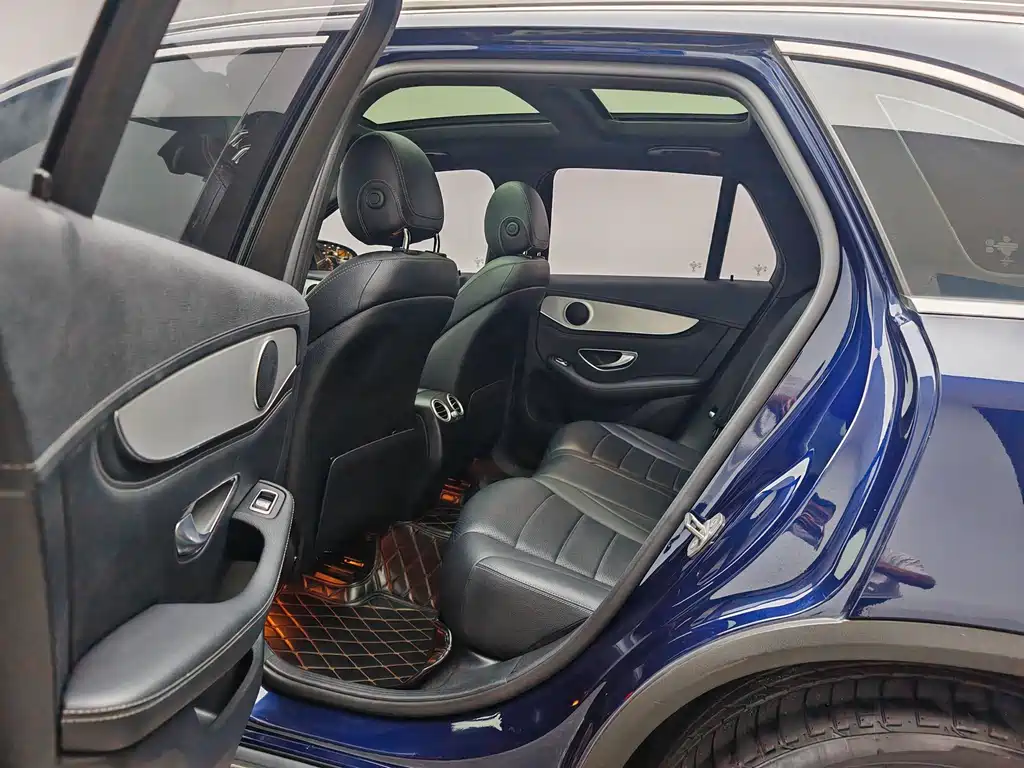 Mercedes GLC 2018 Amendment 200 4MATIC купить на сайте DeffCars
