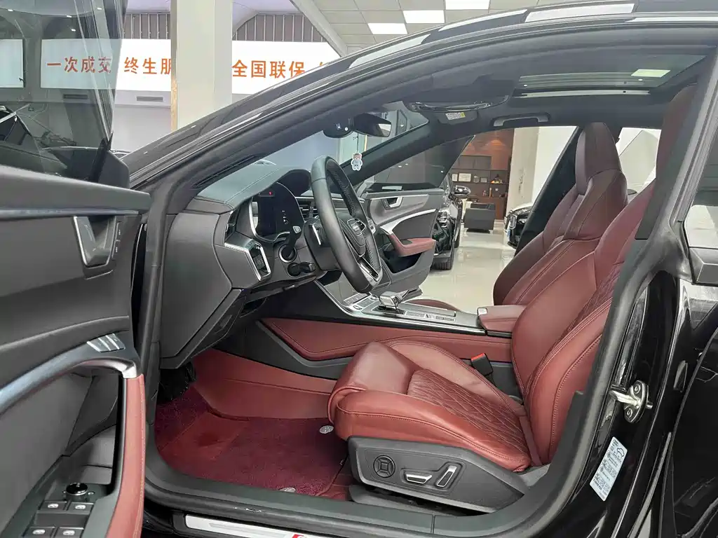 Audi A7L 2024 45 TFSI quattro S-line Black Warrior Edition купить на сайте DeffCars