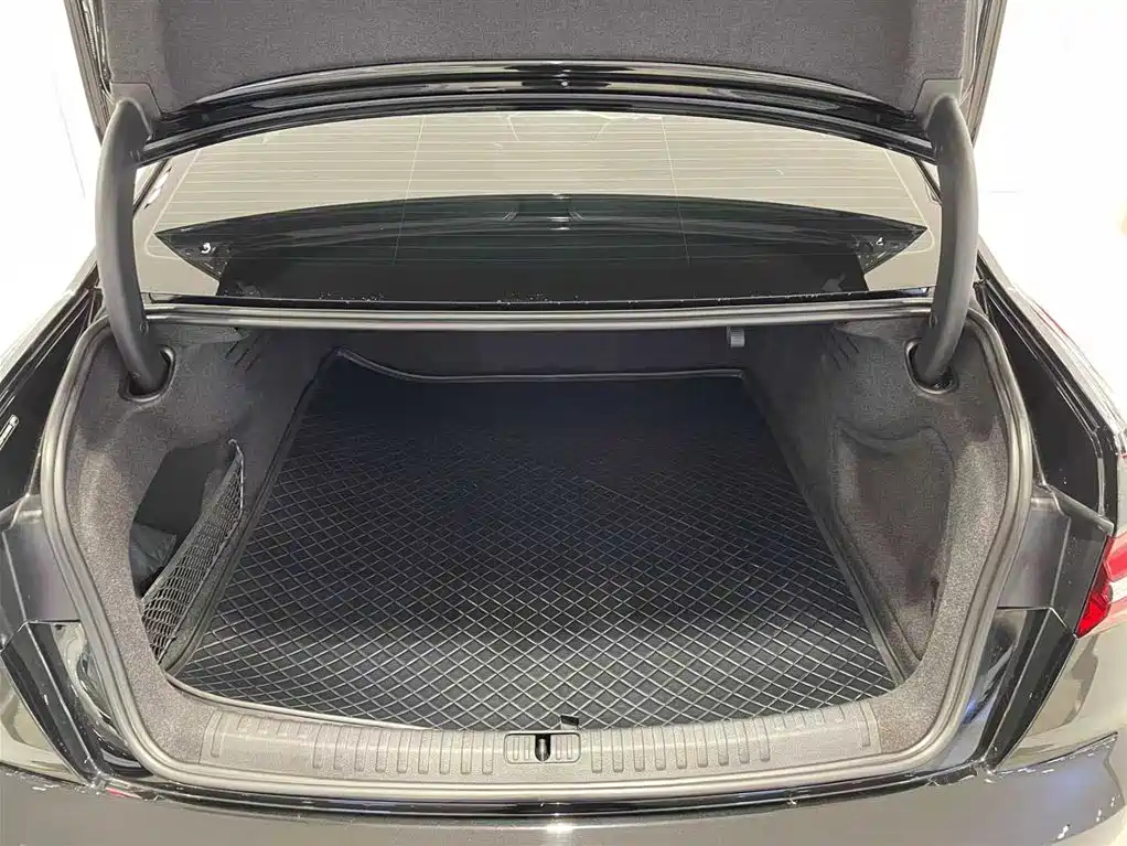 Audi A6L 2023 facelift 45 TFSI quattro premium dynamic model купить на сайте DeffCars