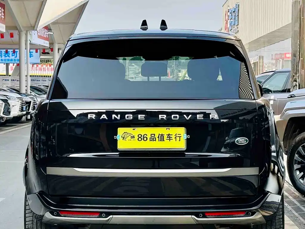 Range Rover 2025 3.0 L6 400PS Extended Edition купить на сайте DeffCars