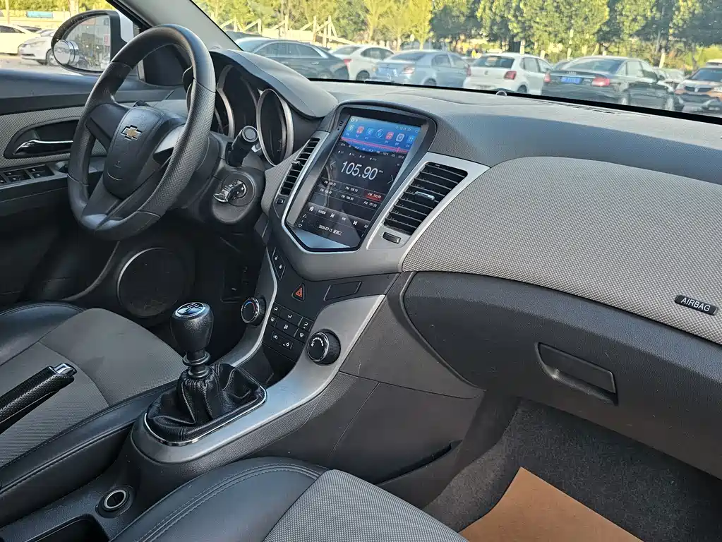 Cruze 2014 1.6L SL Million Commemorative Edition MT купить на сайте DeffCars