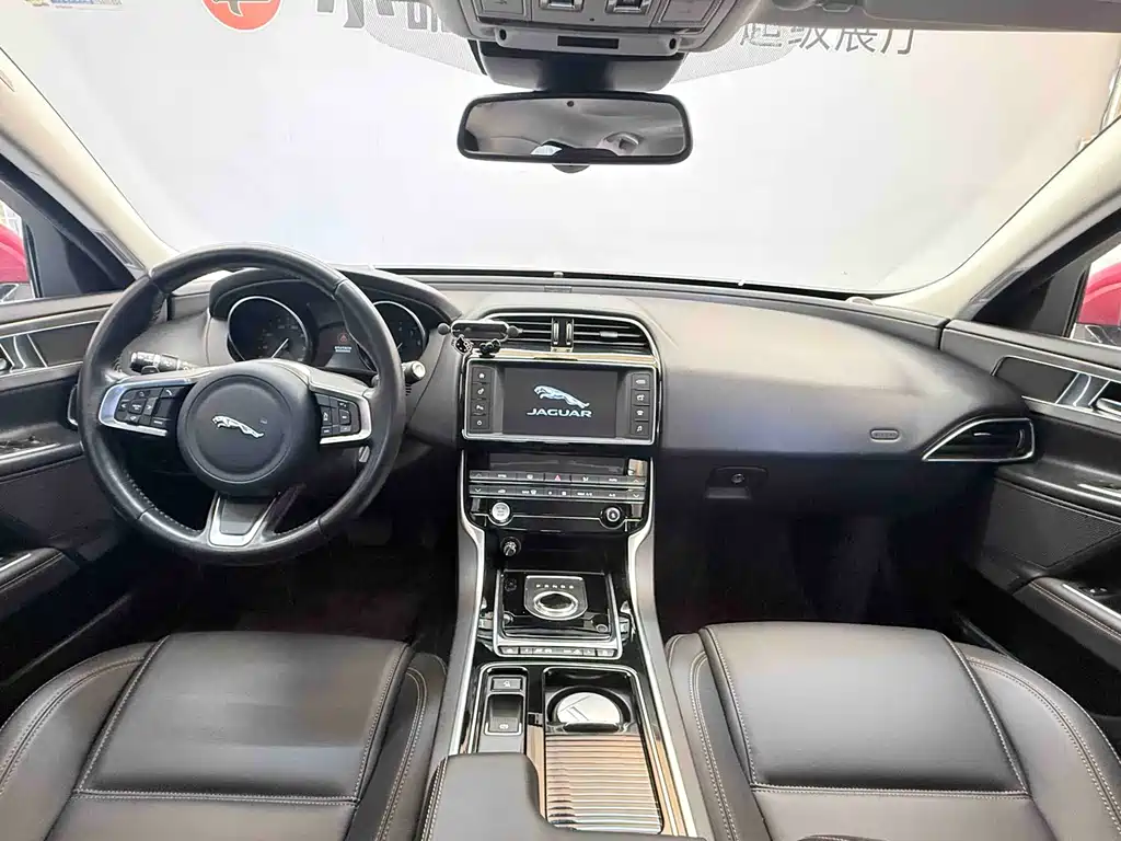 Jaguar XEL 2018 2.0T 200PS Luxury Edition купить на сайте DeffCars