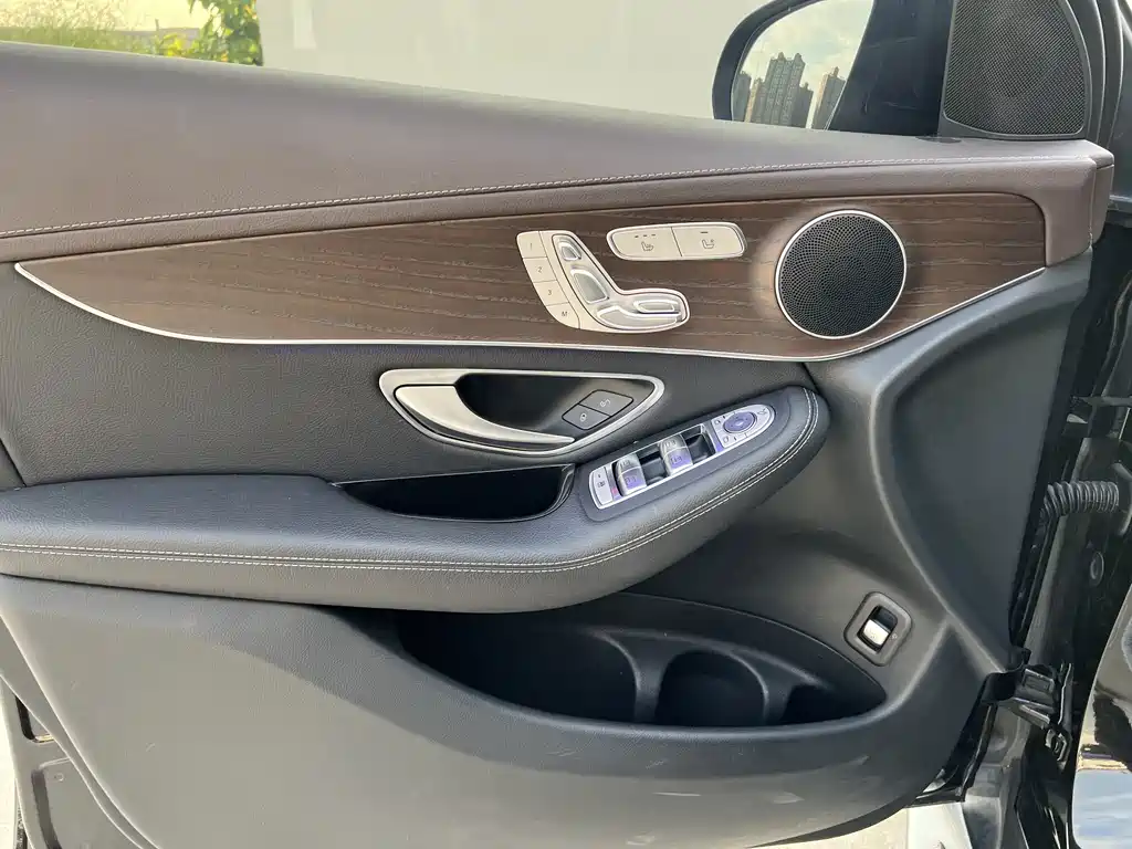 Mercedes-Benz GLC 2022 facelift GLC 300 L 4MATIC dynamic купить на сайте DeffCars