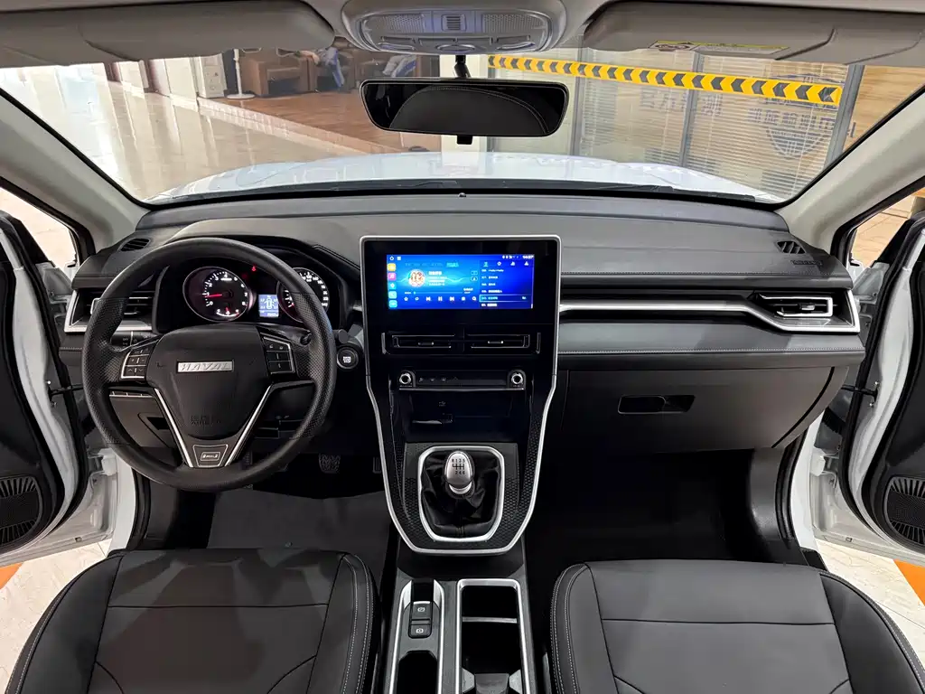 Haval M6 2023 Plus 1.5T Manual Elite Smart Connected купить на сайте DeffCars