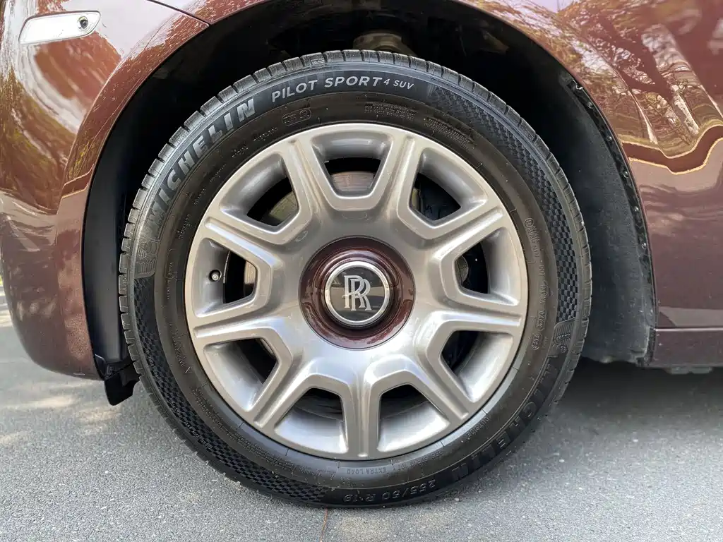 Ghost 2015 Series II Extended Edition купить на сайте DeffCars