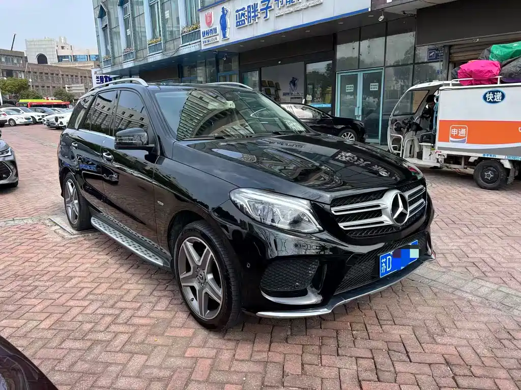 Mercedes-Benz GLE 2018 GLE 400 4MATIC Collection Edition купить на сайте DeffCars