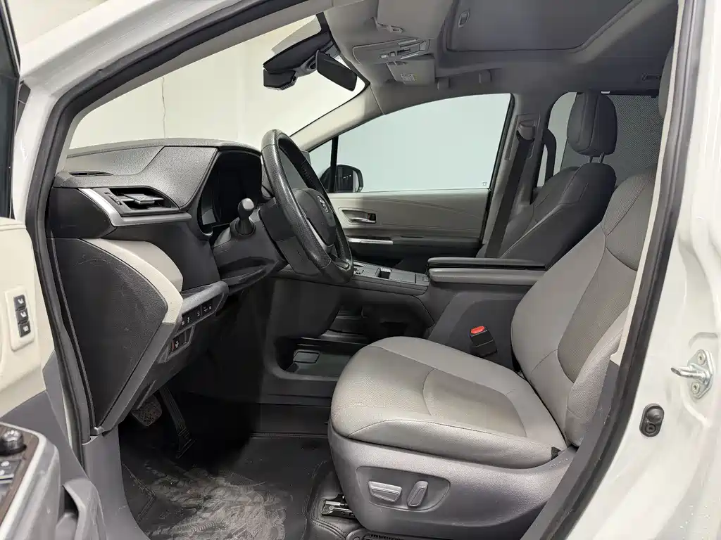 Grevia 2024 2.5L Hybrid Premium PLUS Edition купить на сайте DeffCars