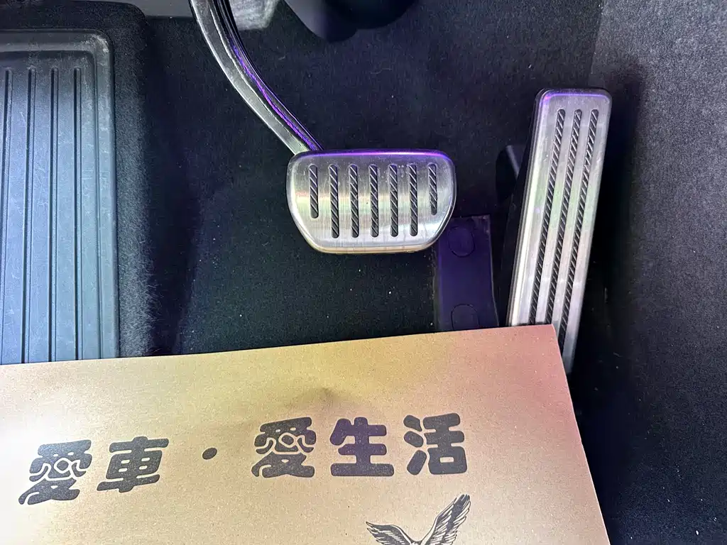 Xiaomi SU7 2024 four-wheel drive, ultra-long battery life, high-end smart driving Max version купить на сайте DeffCars