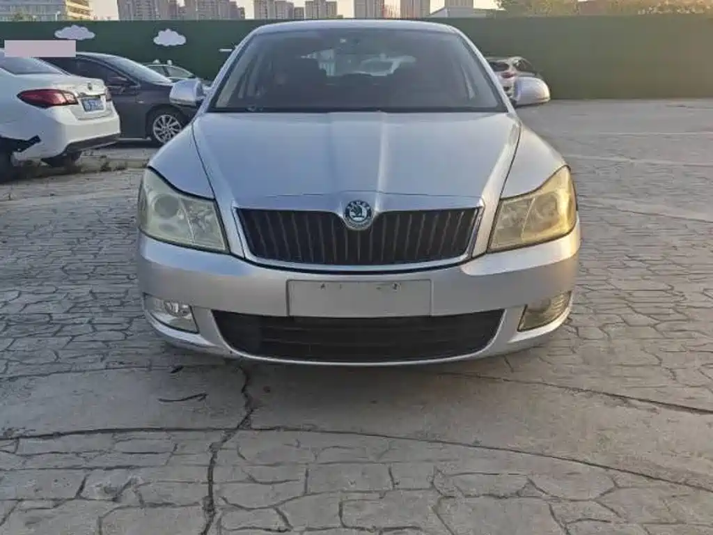Octavia 2013 1.6L automatic version купить на сайте DeffCars