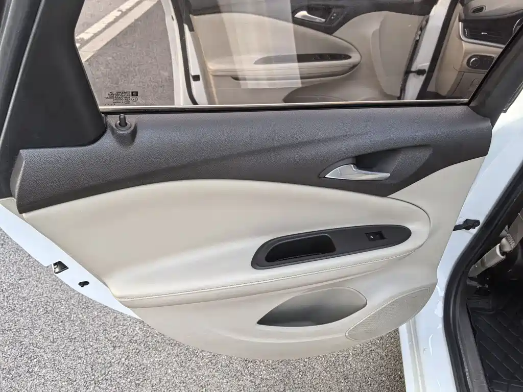 Weilan 2015 Sedan 15S Automatic Leading Type купить на сайте DeffCars