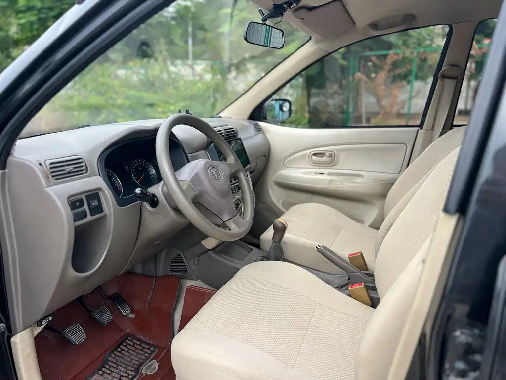 M80 2014 1.3L Manual 5 Seater Value Edition купить на сайте DeffCars