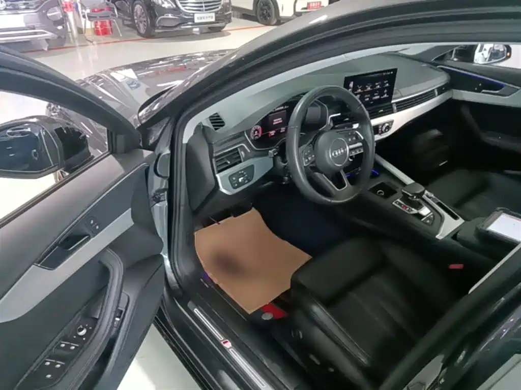 Audi A4L 2022 40 TFSI luxury and dynamic model купить на сайте DeffCars