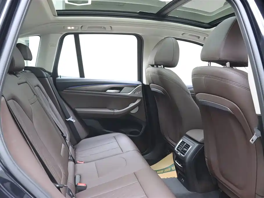 BMW X3 2023 xDrive30i Advanced M Night Package купить на сайте DeffCars