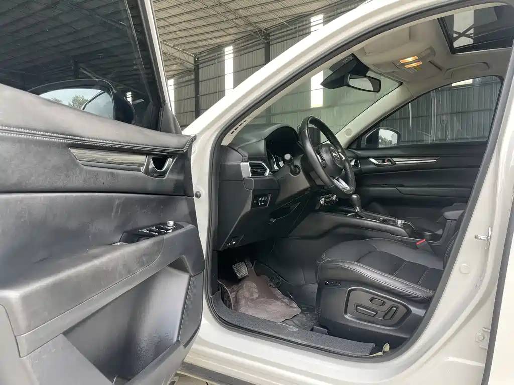 Mazda CX-5 2022 2.0L automatic two-wheel drive smart model купить на сайте DeffCars