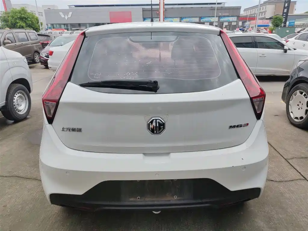 MG 3 2017 1.5L Automatic Intelligent Link Elite Edition купить на сайте DeffCars