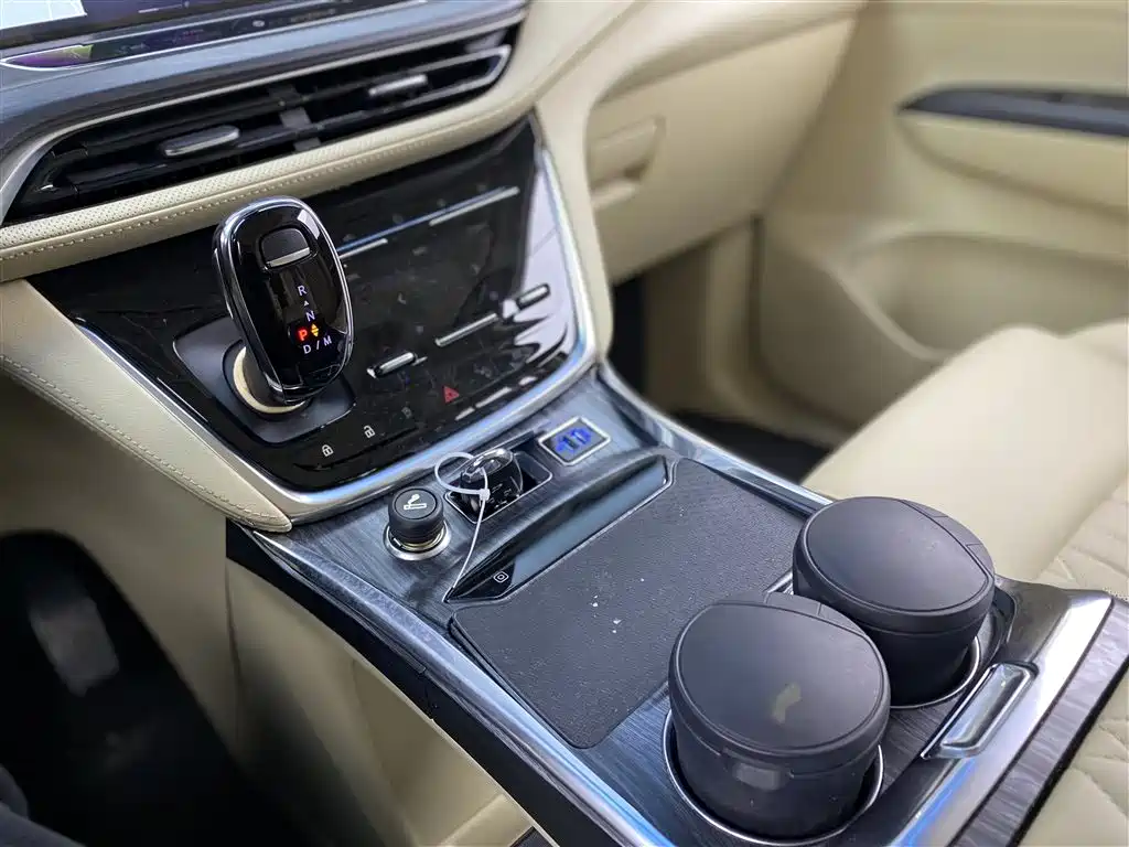 Buick GL8 2023 ES Lu Zun luxury model купить на сайте DeffCars