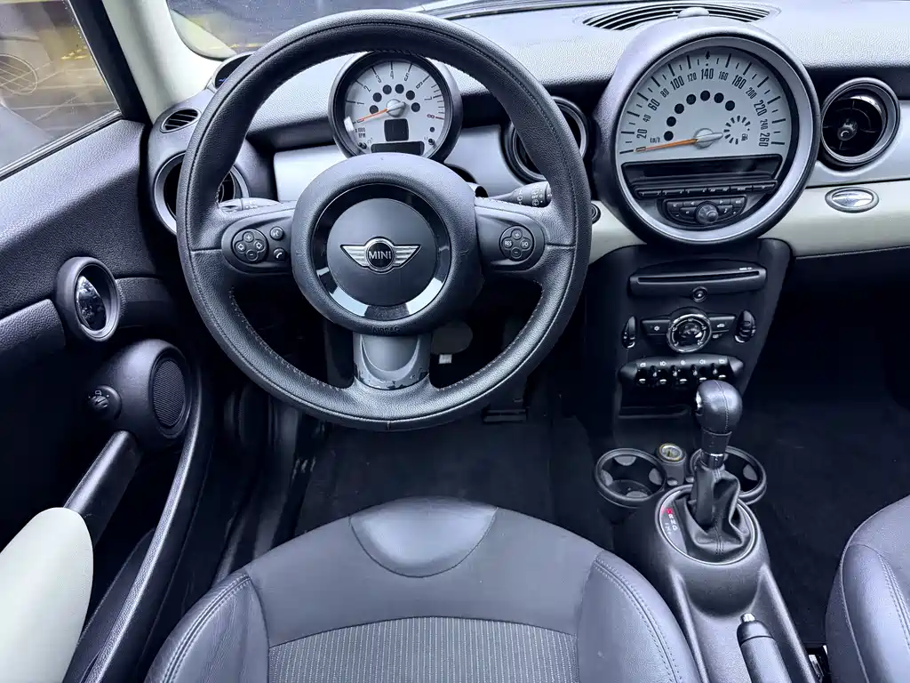 MINI 2011 1.6L COOPER Fun купить на сайте DeffCars