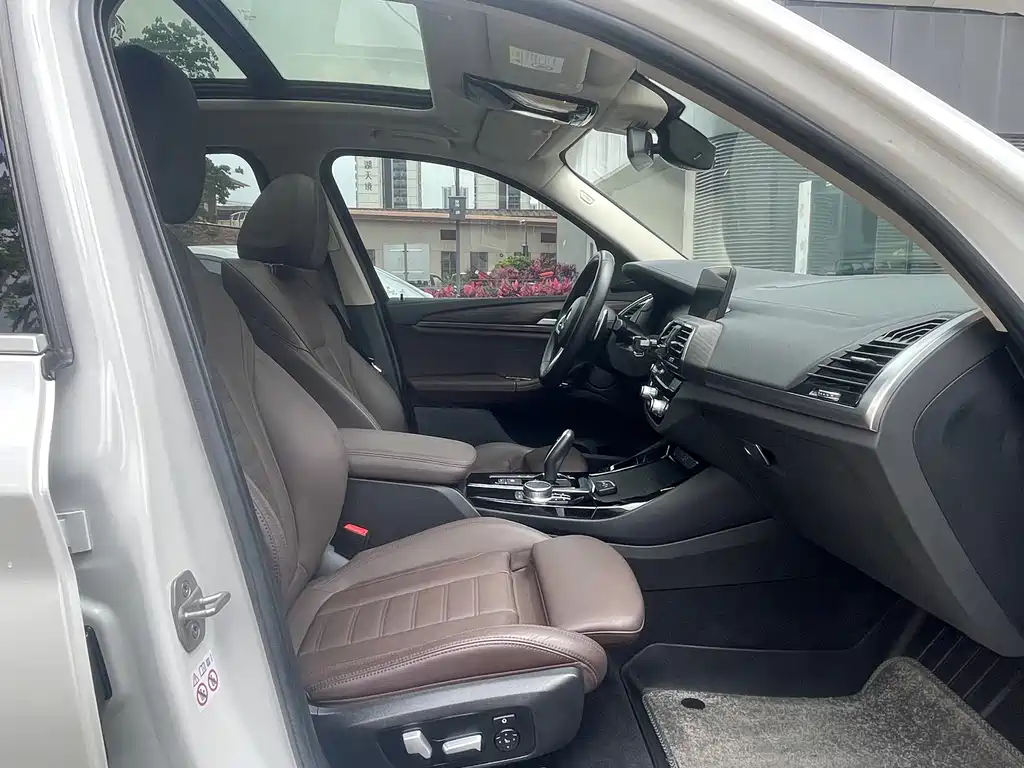 BMW X3 2021 facelift xDrive28i M sports package купить на сайте DeffCars