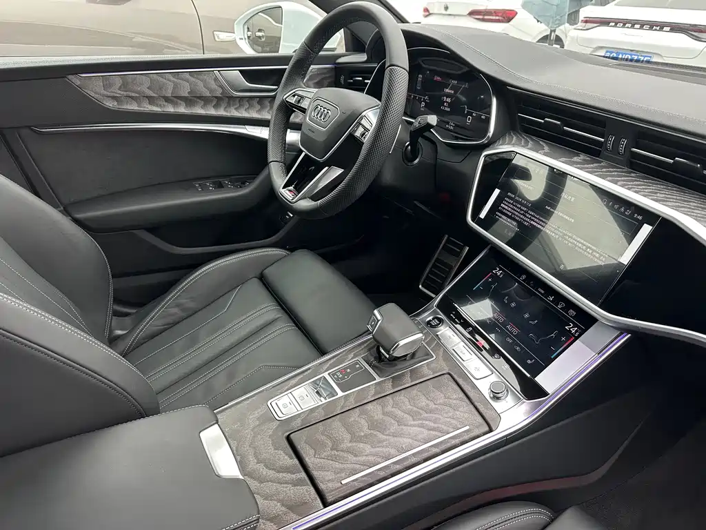 Audi A7 2025 45 TFSI Premium Selection купить на сайте DeffCars