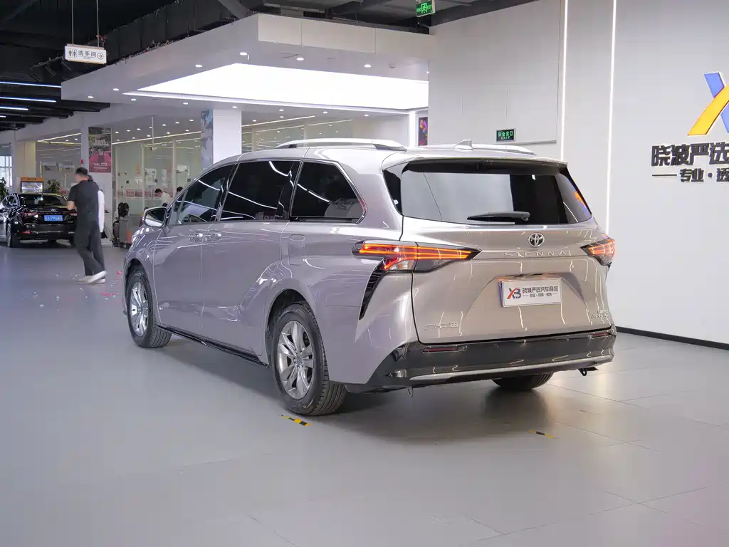 SIENNA 2024 2.5L hybrid four-wheel drive premium version купить на сайте DeffCars