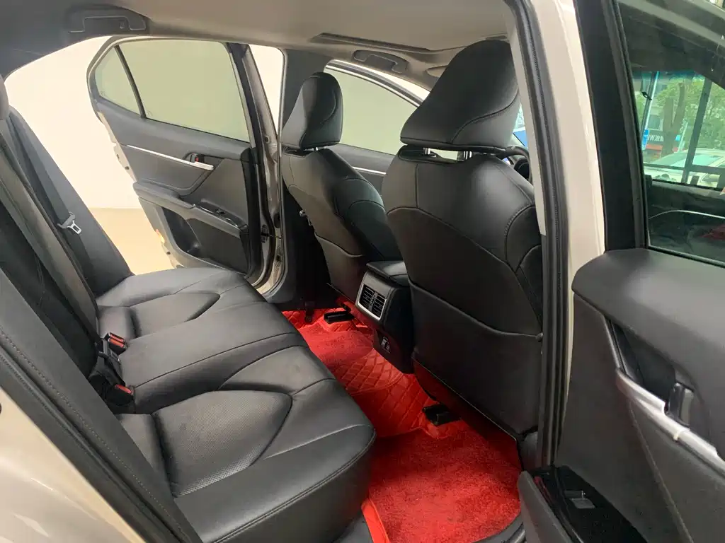 Camry 2023 2.0GVP Leading Edition купить на сайте DeffCars