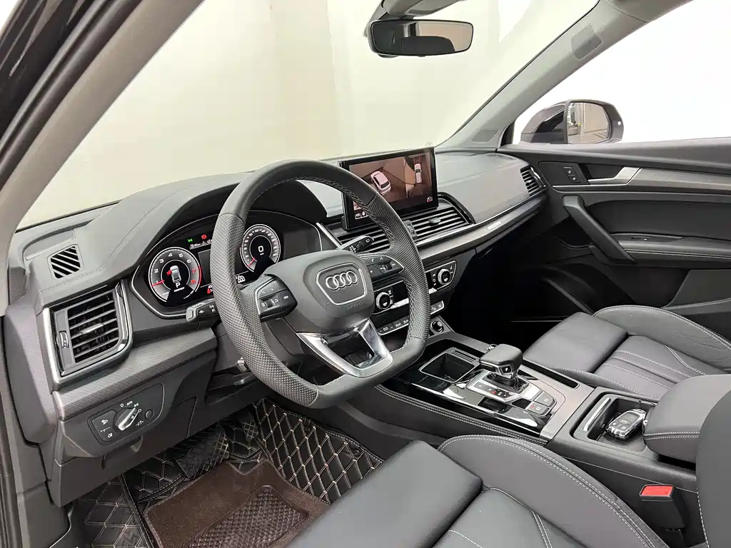 Audi Q5L 2022 facelift 45T luxury and dynamic model купить на сайте DeffCars