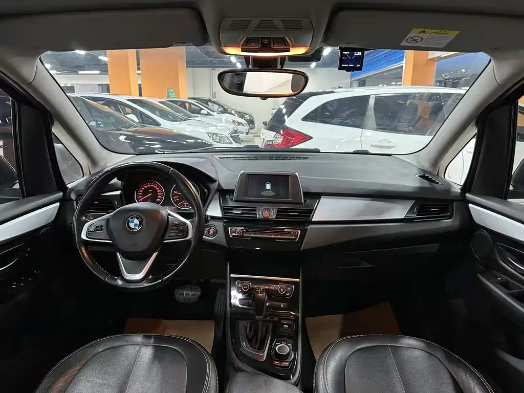 BMW 2 Series Multipurpose Station Wagon 2015 218i Leading Model купить на сайте DeffCars