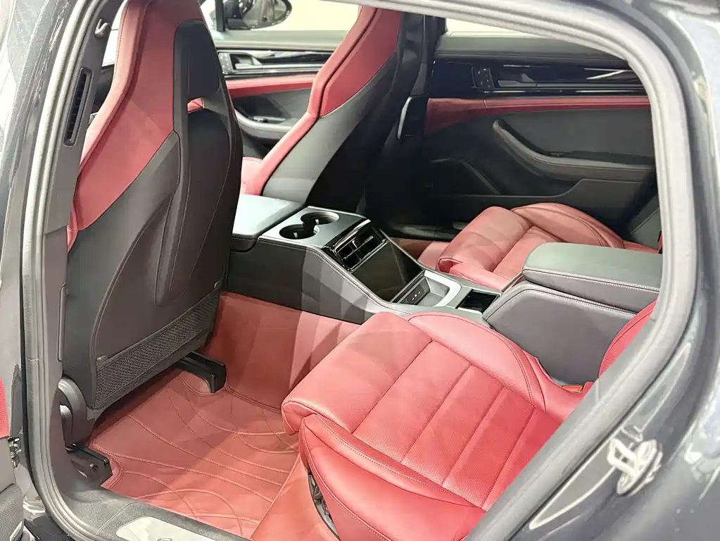 Panamera 2024 Panamera Executive Extended Edition 2.9T купить на сайте DeffCars