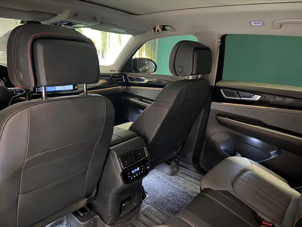 Touron 2025 Touron X 380TSI four-wheel drive outstanding version купить на сайте DeffCars