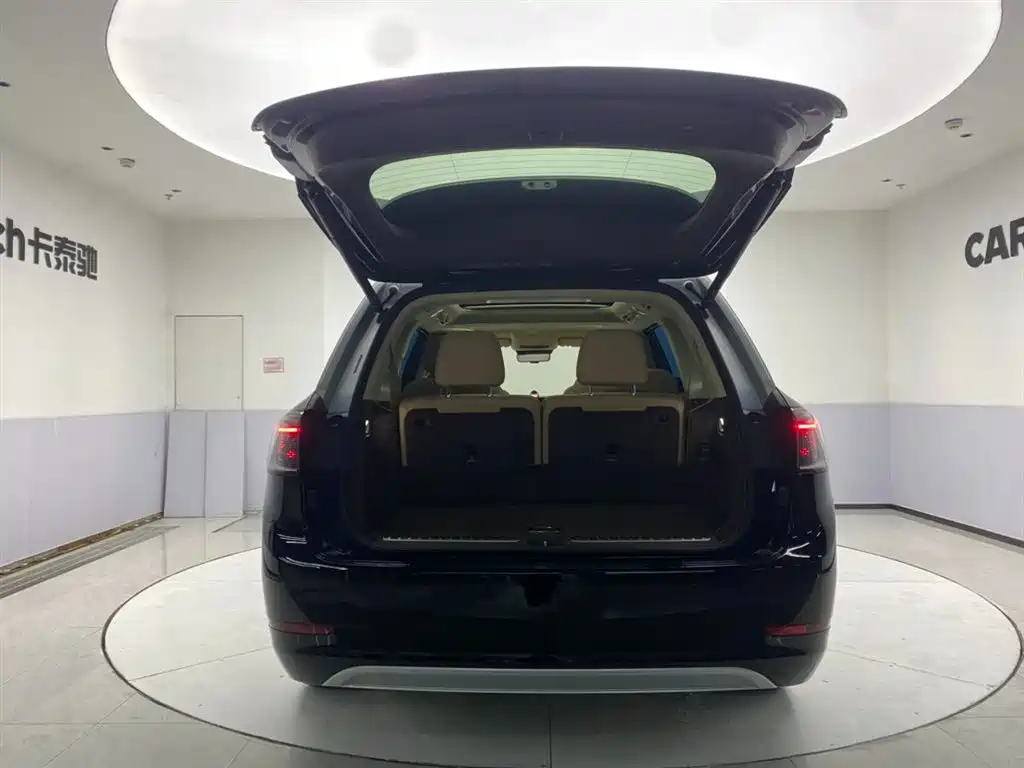 Wenjie M9 2025 extended range Ultra version 52kWh 6-seater version 192-line lidar) купить на сайте DeffCars