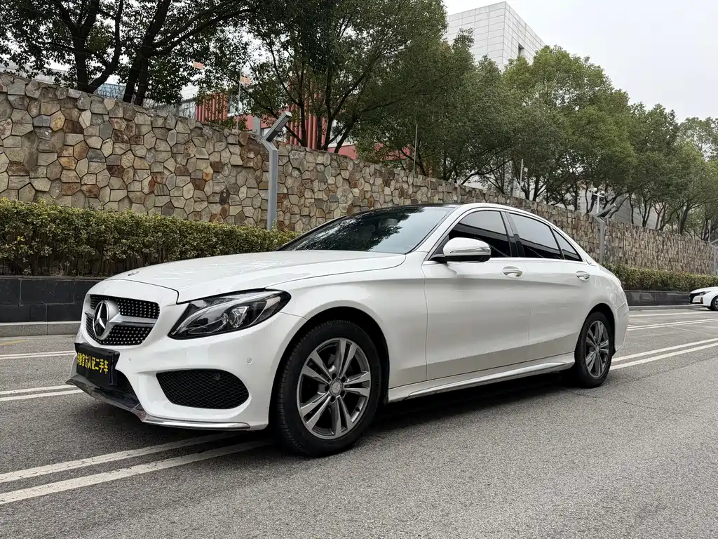 Mercedes-Benz C-Class 2016 C 200 L Sports купить на сайте DeffCars