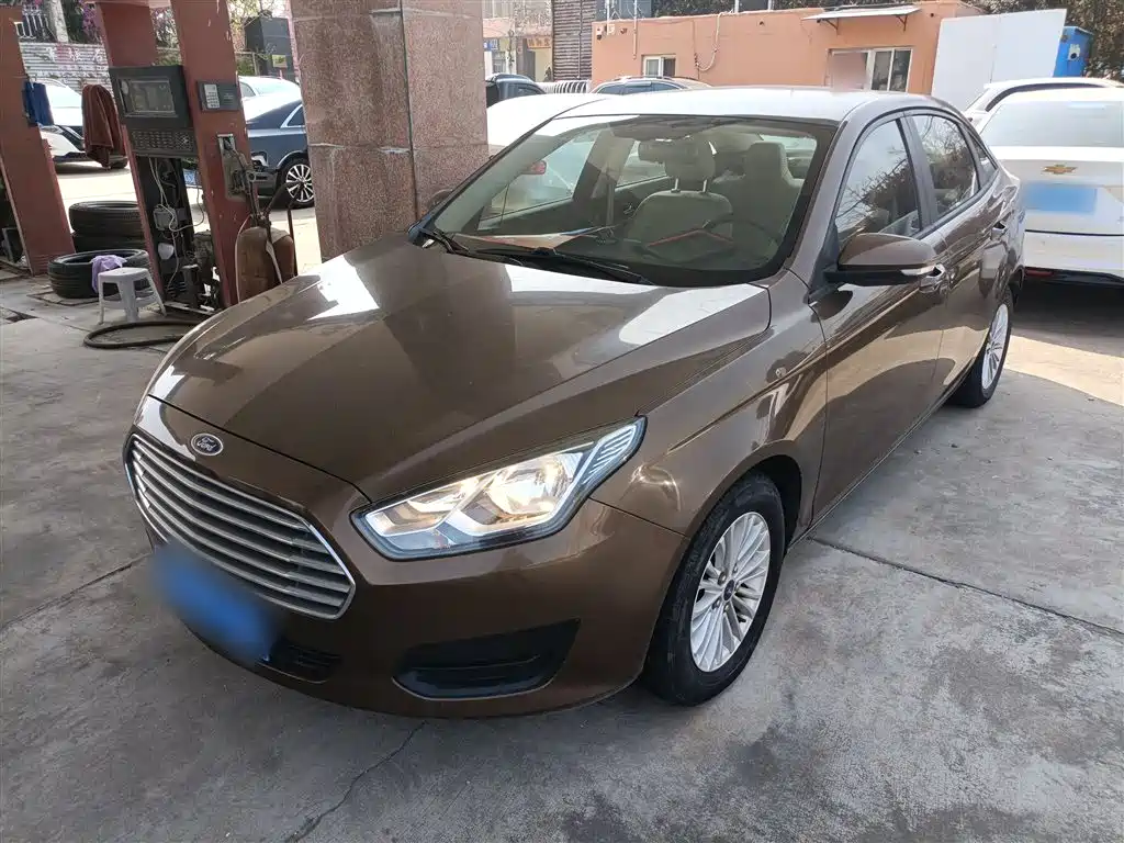 Escort 2017 facelift 1.5L manual comfort type купить на сайте DeffCars