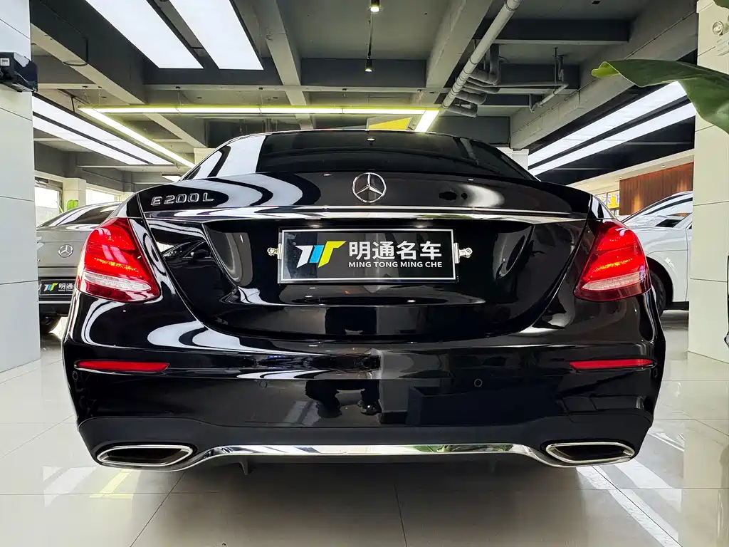 Mercedes-Benz E-Class 2018 E 200 L Sports купить на сайте DeffCars