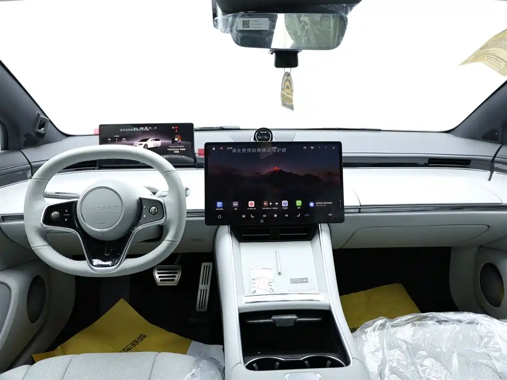 Zhijie S7 2024 Pro купить на сайте DeffCars