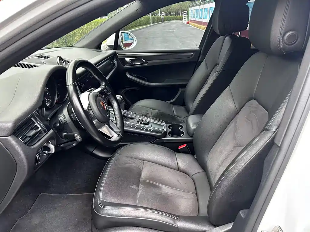 Macan 2018 Macan 2.0T купить на сайте DeffCars