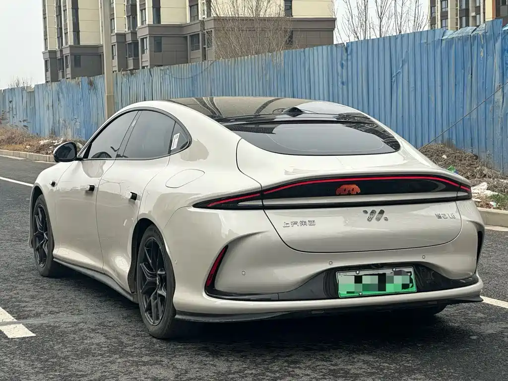 Zhiji L6 2025 Max+ купить на сайте DeffCars