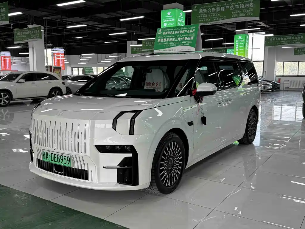 ZEEKR 009 2022 ME Edition купить на сайте DeffCars